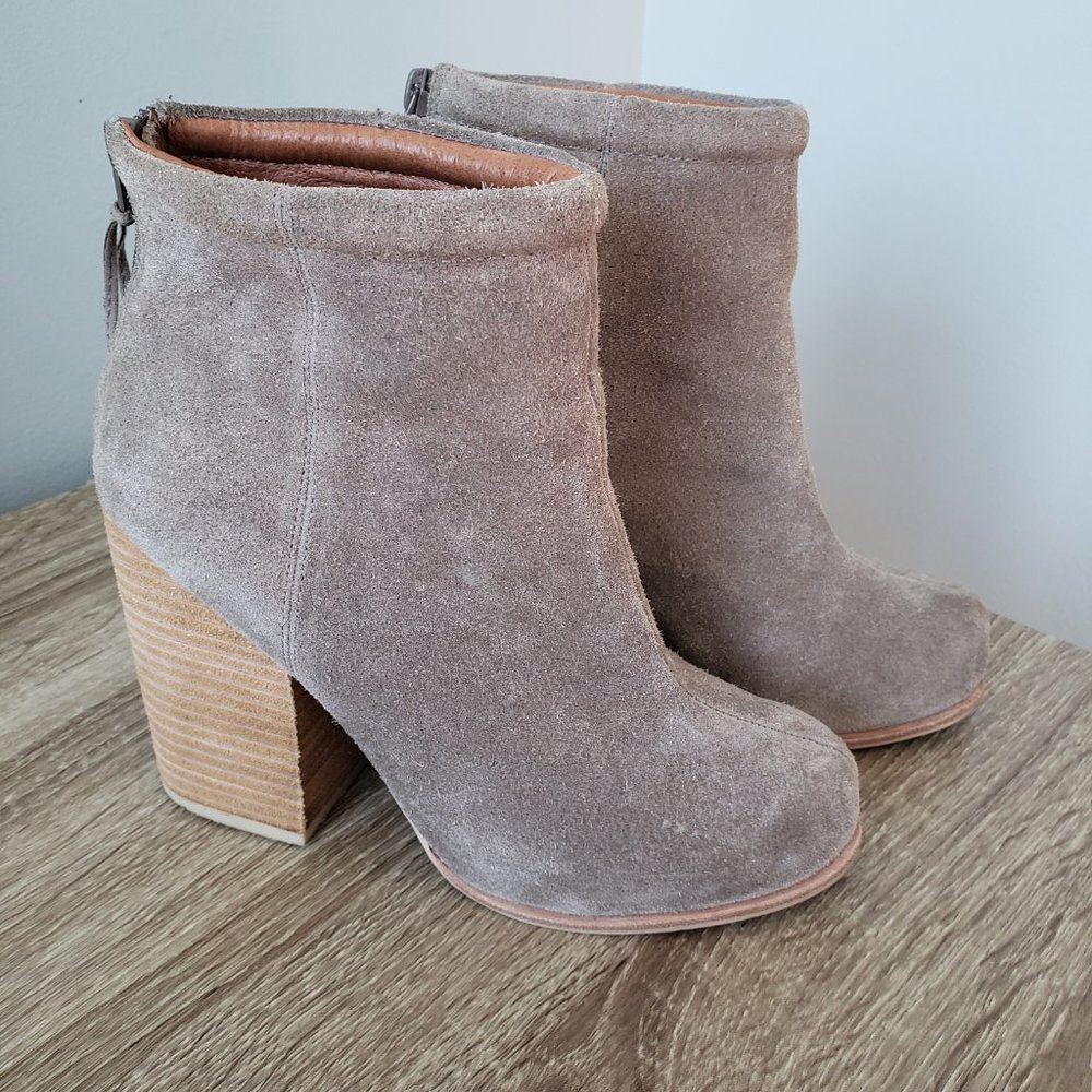 Jeffrey Campbell Rumble Boot - Picture 3 of 5